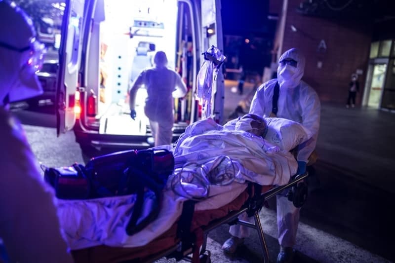 <p><b>- RAMAZANI EVLERİNDEN UZAKTA GEÇİRİYORLAR</b><br></p>