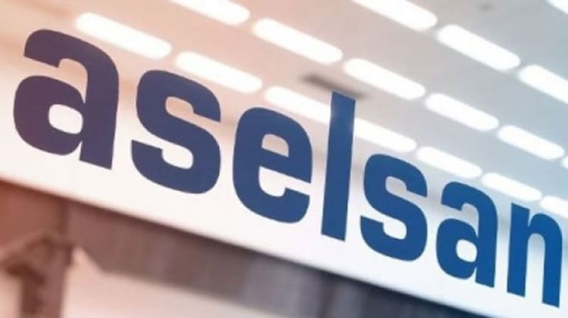 <p>'eitli niversitelerle bu anlamda almalarmz da srmekte. Yani bilgi ve teknoloji gelecek. Biz bu gelecee, genlerimizle beraber yatrm yapmaya devam ediyoruz. Savunma sanayisi de inallah bunun ncln yapmaya devam edecek.' (AA)</p>