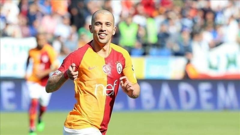 <p><b>FEGHOULI</b></p><p>Güncel Ücret: 3 milyon 850 bin Euro</p><p>İndirimli Ücret: 3 milyon 272 bin Euro</p>