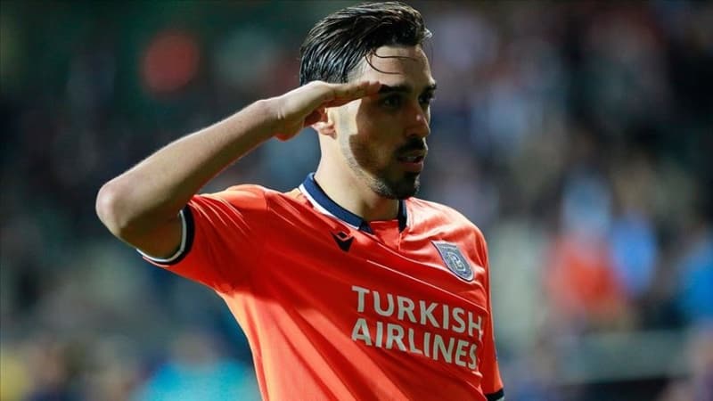 <p>İrfan Can Kahveci'nin Fenerbahçe'ye transferinde kilit isimlerden biri de oyuncunun menajeri <b>Ömer Koray Uzun </b>olacak.</p>
