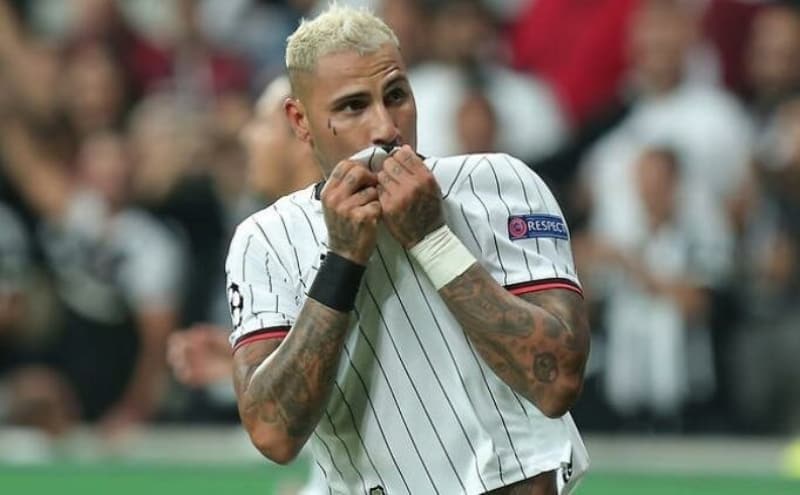 <p>Her eyi kabul ederim</p>