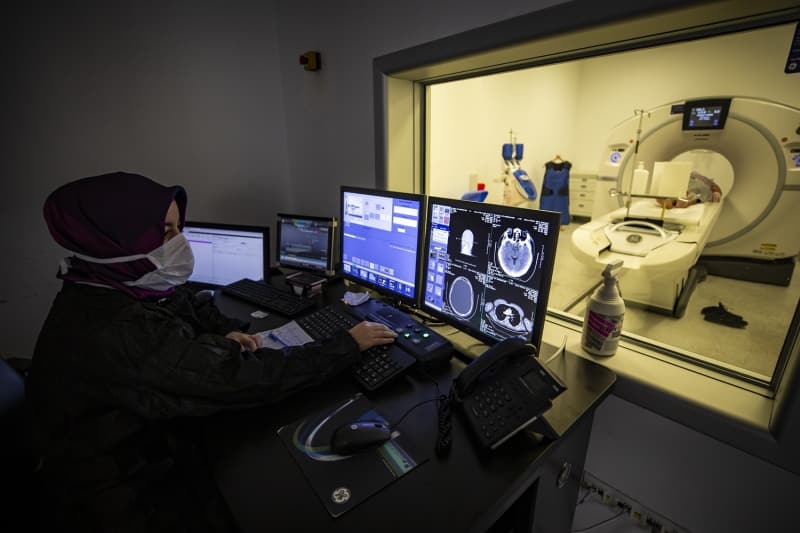 <p><b>- 'HASTASINDAN ENFEKTE OLAN HBR PERSONELMZ YOK'</b><br></p>