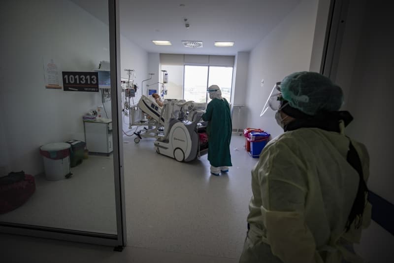 <p><b>- 'U ANA KADAR 35 BNE YAKIN TEST ALITIK'</b><br></p>