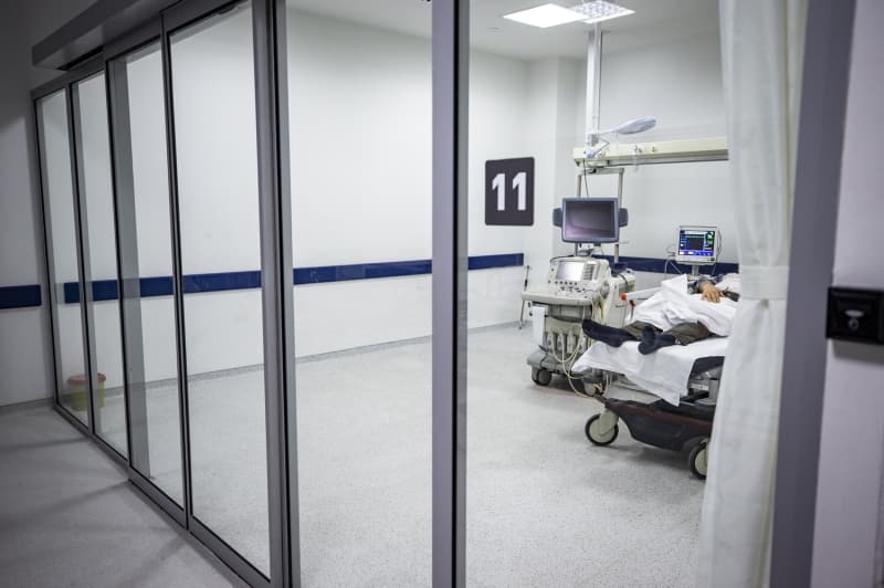 <p><b>- 'PHEL VAKALAR AISINDAN YZDE 44 KSURLARDAYIZ'</b><br></p>