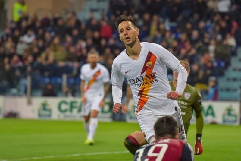 <p>Kalinic'in Atletico'da 1 yıl daha sözleşmesi var. </p>