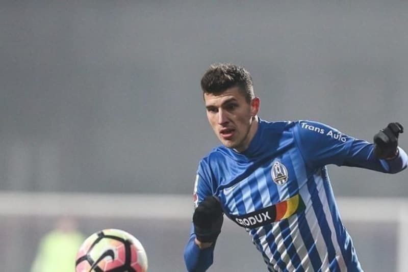 <p>Hırvatistan ekibine transfer olduktan sonra Siroki Brijeg ve NK Lokomotiva takımlarında forma giyen Mirko Maric, Şubat 2017'de 650 bin Euro bonservis bedeliyle Macaristan ekibi Videoton'a gönderildi.</p>