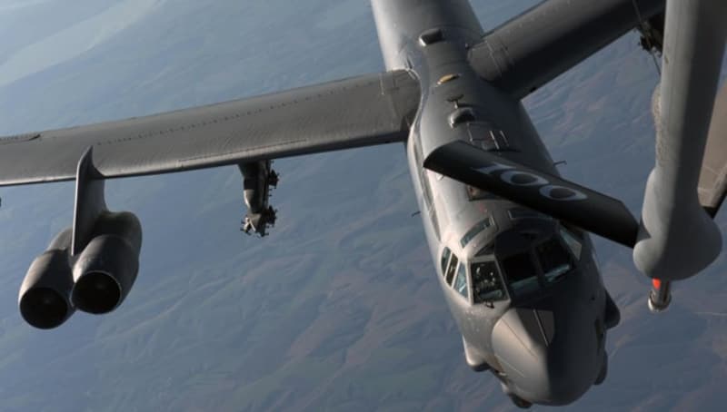 <p> Uan aktif olarak kulland elektronik diziler (AESA) radarn ve hatta uan sava alan rolnn yeniden masaya yatrlmas gerekiyor.</p>