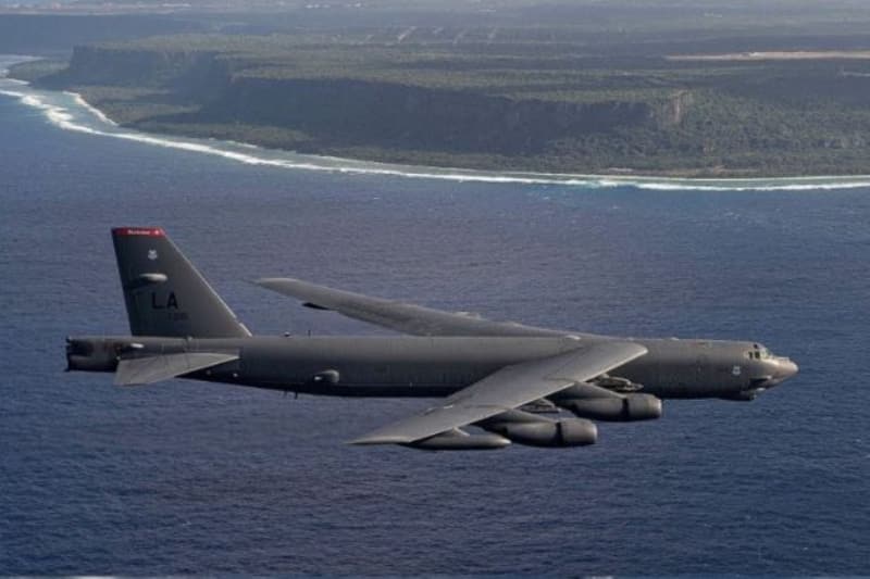 <p><b>SADECE MOTOR DEM YETERL M?</b></p><p>Son giriim, Hava Kuvvetleri'nin ticari havaclk sektrnden yakt verimlilii ipular aramaya balad 2014 ylnda balad.</p>