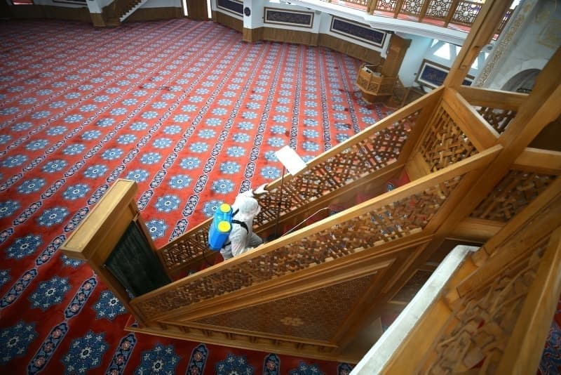 <p>Şüheda Camii</p><p>Tavaşihasanağa Camii</p><p>Ünalan Mh. Kuba Camii</p><p>Ünalan Mh. Merkez Camii</p><p>Ünalan Mh. Sadıklar Camii</p><p>Ünalan Mh. Ünalan Camii</p><p>Vahdet Camii</p><p>Validei Atik Camii</p><p>Validei Cedid Camii</p><p>Veysel Karani Camii</p><p>Yavuz Selim Camii</p><p>Yavuztürk Aksa Camii</p><p>Yavuztürk Bilali Habeş Camii</p><p>Yavuztürk Fatih Camii</p><p>Yavuztürk Mh. Camii</p><p>Yıldırım Beyazıt Camii</p><p>Gümüşsu Camii</p><p>Beylerbeyi Mehmetağa Camii</p><p>Kirazlıtepe Büyük Camii</p><p>Yeşilbostan Camii</p><p>Kirazlıtepe Hacı Tevfik Karademir Camii</p>