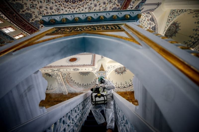 <p>İSTANBUL TEKNİK ÜNİVERSİTESİ ABDÜLHAKİM SANCAK C.</p><p>İSTİNYE NESLİŞAH SULTAN C.</p><p>İSTİNYE YUNUS EMRE C.</p><p>KALENDERÜSTÜ C.</p><p>KİLYOS KUMKÖY C.</p><p>KİREÇBURNU GÜMRÜKÇÜ İSHAK AĞA C.</p><p>REŞİTPAŞA AHMET CELALETTİN P.C</p><p>REŞİTPAŞA DOĞANEVLER C.</p><p>REŞİTPAŞA DOĞANEVLERİ KOCATEPE C </p><p>'1- RUMELİ FENERİ MH.YENİ C.</p><p>2- RUMELİFENERİ MH.RAMAZANAĞA C.'</p><p>SARIDAĞ TEPEÜSTÜ MH.C.</p><p>ŞİFA C.</p><p>TARABYA AYDINEVLER EBUBEKİR C.</p><p>TARABYA MERKEZ C.</p><p>TARABYA ŞENEVLER H.CEMAL YAZGAN C</p><p>UHUT C.</p><p>YENİ MH.HAVANTEPE C.</p><p>YENİKÖY ÇARŞI MERKEZ C.</p><p>YENİKÖY YENİ C.</p><p>YEŞİLEVLER H.R.Ş.DEDEMAN C.</p><p>ZÜMRÜTEVLER C.</p>