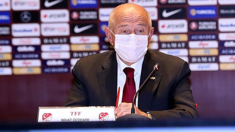 <p><b>TFF DN SADECE TARH KONUMADI</b></p><p>te o zaman anladm; TFF Ynetim Kurulu dn yapt toplantda sadece liglerin balama tarihini deil, ayn zamanda gelecek sezondan itibaren uygulanacak yabanc oyuncu kontenjan konusunda bir alma yapm.</p>