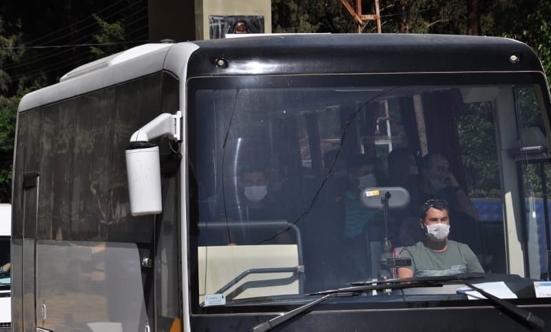 <p>SON DAKİKA! Ne zaman terhis olacaklarını bekliyorlardı... MSB onay verdi eve dönüşler başladı</p>