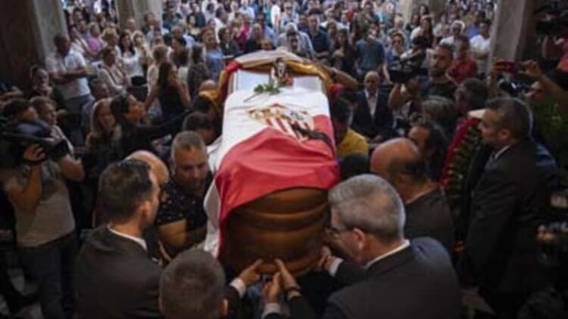 <p>Futbol dünyasını yasa boğan ölümün üzerinden geçen 1 yıl sonrasında kazanın raporu ortaya çıktı.</p>