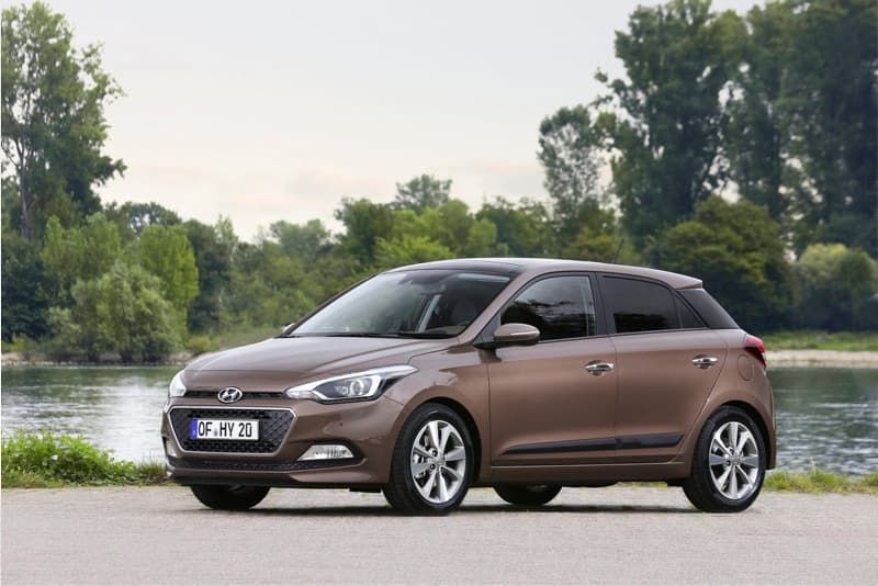 <p>1.4 MPI 4 leri Otomatik Style Design (siyah tavan seenei) (Benzinli)       </p><p>149.201 TL</p>