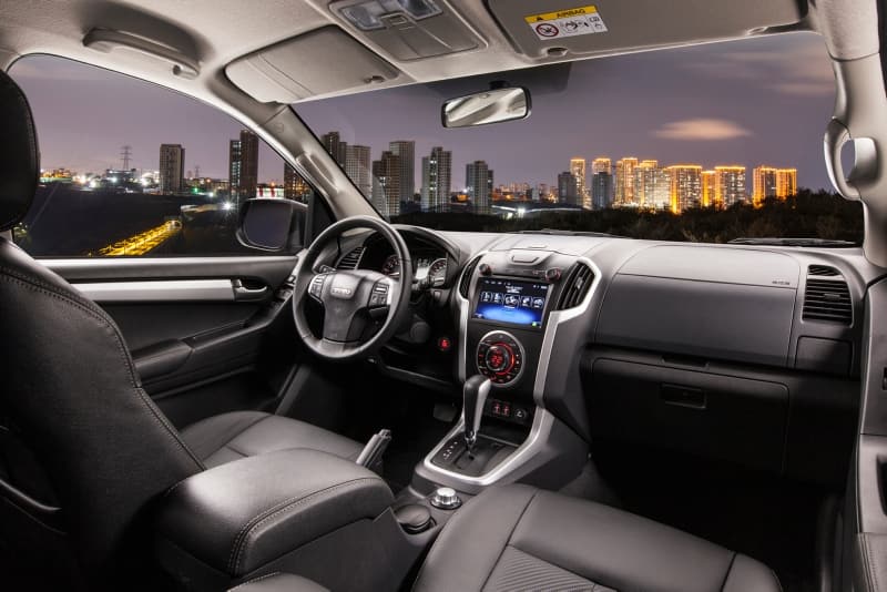 <p>Yeni D-Max ift Kabin 4x2 V-GO 6M/T (1.898cc) </p><p>183.777 TL</p>