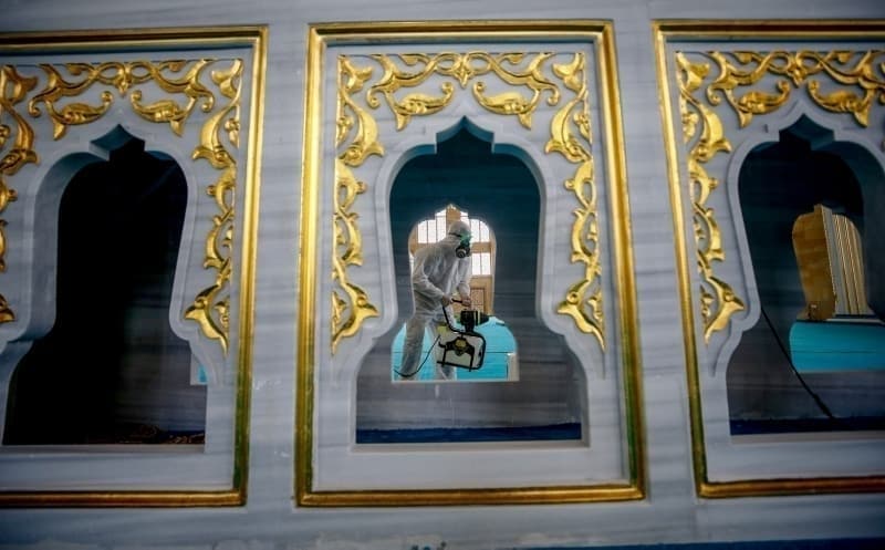 <p><b>ÇEKMEKÖY CUMA NAMAZI KILINACAK CAMİLER</b></p><p><b><br></b></p><p>AÇIK ALAN TESİS</p><p>MERKEZ CAMİ</p><p>HACI MAHMUT EFENDİ C.</p><p>AYŞE VALİDE CAMİ</p><p>AKSA CAMİ</p><p>FATİH SULTAN MEHMET CAMİ</p><p>ÇAMLIK CAMİ</p><p>UBEYDULLAH CAMİ</p><p>H.FATMA TALİP KAHRAMAN C.</p><p>AÇIK ALAN</p><p>HACI OSMAN EKŞİ CAMİ</p><p>HZ.HÜSEYİN CAMİ</p><p>AÇIK ALAN PAZAR YERİ</p><p>HÜSEYİNLİ CAMİ</p><p>HZ.ALİ CAMİ</p><p>HALİT B. VELİT CAMİ</p><p>İMAM-I YUSUF CAMİ</p><p>NURTEPE CAMİ</p><p>H.HEDİYE ALİRIZA ELÇİÇEK C</p><p>ÇEKMEKÖY CAMİ</p><p>TAŞLICA CAMİ</p><p>ENSAR CAMİ</p><p>AKŞEMSETTİN CAMİ</p><p>HUZUR CAMİ</p><p>EMLAKKONUT CAMİ</p><p>AKTAŞ CAMİ</p><p>YEŞİL ALAN</p><p>YEŞİL ALAN</p><p>SIRAPINAR CAMİ</p><p>H. YÜKSEL ERDOĞAN CAMİ</p><p>HAMİDE SANCAK CAMİ</p><p>ALİ AHMET CAMİ</p><p>EMİNE MUSTAFA MİKTAT EKŞİ C.</p><p>H.YUSUF CEBİR MERKEZ CAMİ</p><p>ESENLER CUMA NAMAZI KILINACAK CAMİLER</p><p>MEHMET EMİN SARAÇ CAMİ</p><p>ESENLER MERKEZ CAMİİ</p><p>TAŞ CAMİİ</p><p>HAVAALANI UHUD CAMİİ</p><p>MÜSLÜM DURAS MESCİDİ</p><p>ÇİFTE HAVUZLAR CAMİİ</p><p>SABRİ ÜLKER CAMİİ</p><p>KEMER MAH. GÜNEŞTEPE CAMİİ</p><p>ATIŞALANI MERKEZ CAMİİ</p><p>FATMA HATUN CAMİİ</p><p>GİYİMKENT İDRİS NEBİ CAMİİ</p><p>CABİR B. ABDULLAH CAMİİ</p>