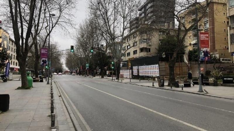 <p>İŞTE (6-7HAZİRAN) HAFTA SONU SOKAĞA ÇIKMA YASAĞI OLAN İLLER</p>