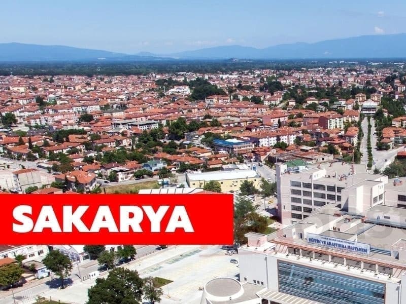 <p>Sakarya'da Cuma gecesinden pazar gecesine kadar hafta sonu sokağa çıkma yasağı uygulanacak</p>