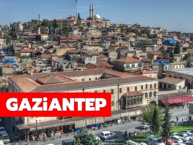 <p>Gaziantep'te Cuma gecesinden pazar gecesine kadar hafta sonu sokağa çıkma yasağı uygulanacak</p>