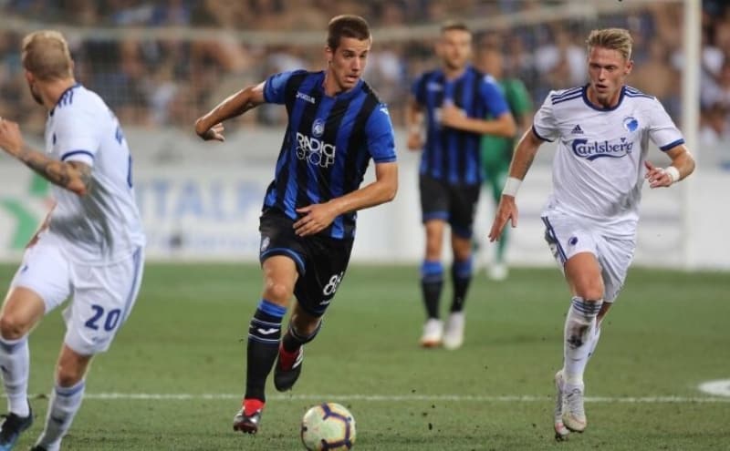 <p>Hırvat hocanın, 25 yaşındaki 10 numarayla yakın ilişki içinde olduğu belirtildi. </p>