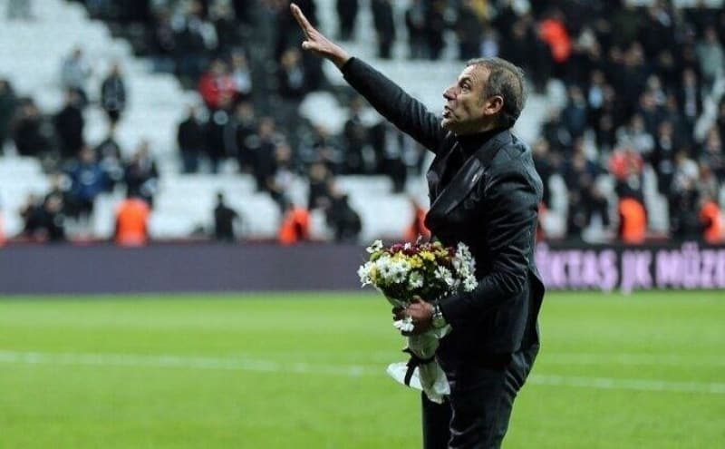 <p><b>ABDULLAH AVCI: %40</b></p><p>ARTILARI | Tecrübe: A Milli Takım, Başakşehir ve Beşiktaş’ta çalıştı.</p>