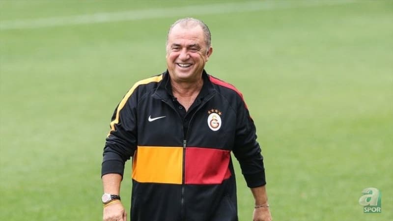 <p>Dailymail, konu ile ilgili yazdığı haberde sarı kırmızılıların, Taylor için dev bir teklifle bulunduğunu yazdı.. İşte detaylar....</p>