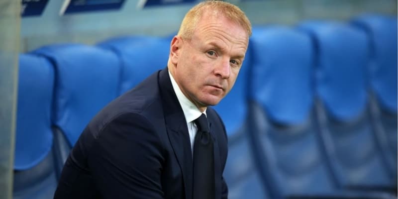 <p>Lazio’nun Arnavut sportif direktörü Igli Tare’nin yoğun çabaları sonucunda transferin 20 milyon avroya kesinleştiği ifade edildi.</p>