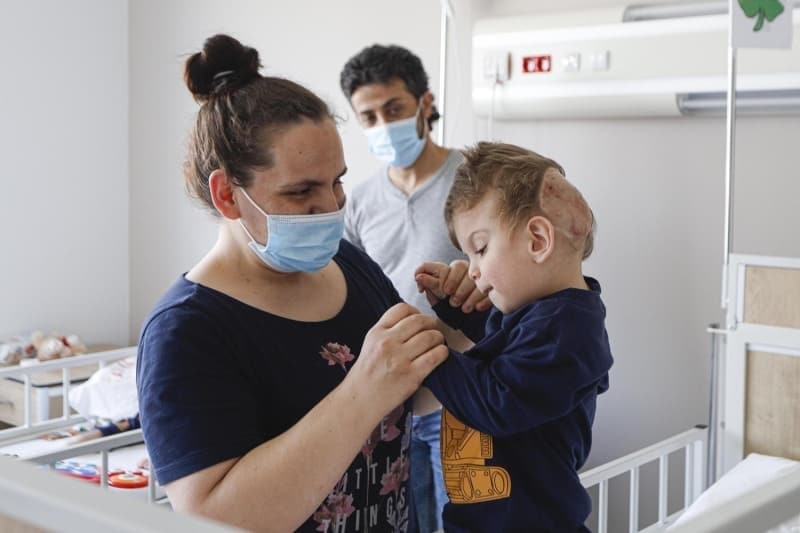 <p><b>'ALLAH DEVLETİMİZDEN RAZI OLSUN'</b></p>