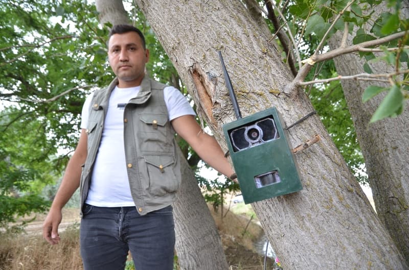 <p>Hayvanın tespit edilmesi için bölgeye fotokapan yerleştirilmişti.</p>