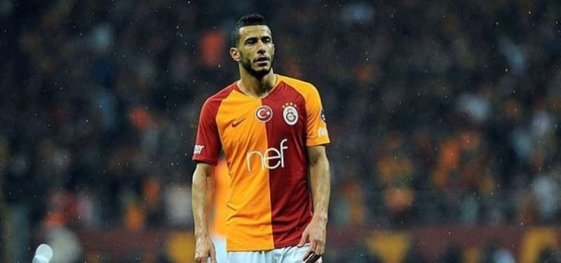 <p>Deneyimli teknik adam Rizespor karşısında oyuncusunu maça yedek kulübesinde başlatmıştı.</p><p><br></p><p>Milliyet</p>