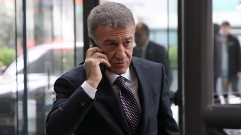 <p><b>'KONUŞARAK GÜNDEME GELMEK İSTEMİYORUZ'</b></p><p>'Mümkün olduğu kadar kaçmaya çalışıyorum konuşmaktan. Yaşamış olduğumuz süeç hassas bir süreç. Açıklamalarımızla gündeme gelmek istemiyoruz.'</p>