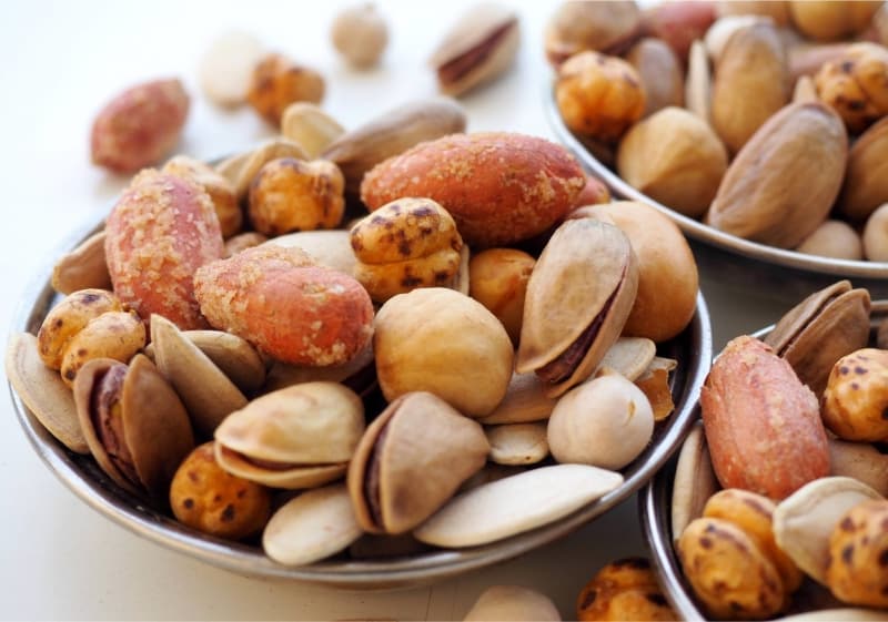 <p>Ceviz, fındık gibi kuru yemişler</p>