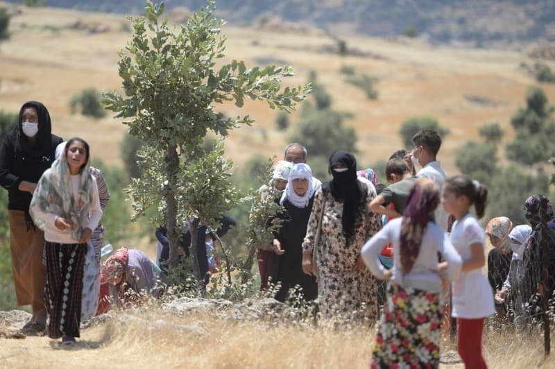 <p>İkisi kız 4 çocuğu olan ve henüz bebekken yaşanan kazada babasını kaybetmesi sonucu yetim kalan Atilla'nın şehit düşmesi ile de çocukları 7 aylık Miraç, 4 yaşındaki Bünyamin, 5 yaşındaki Evrim ve 7 yaşındaki Tülay da babasız kaldı.</p>