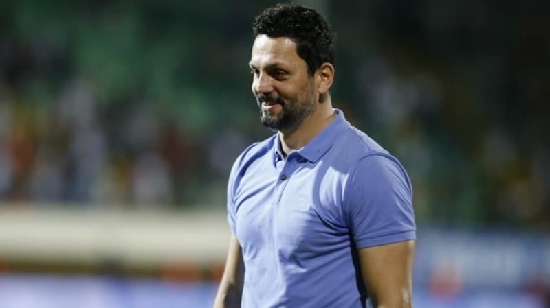 <p>'Ziraat Trkiye Kupas’ndaki Galatasaray galibiyeti sonras <b>bu fotoraf kulp yetkilileri tarafndan odaya aslmtr.'</b></p>