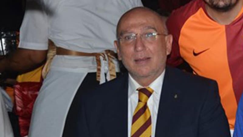 <p>'Sen 45 yandayken kazandn nice ampiyonluklar ve UEFA Kupas’n dnnce saolasn var olasn.”</p>