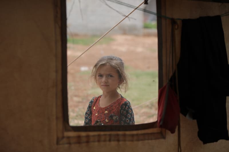 <p>Yerinden edilenlerden Fatma Kanse de bir gün evine dönebilmeyi umut ettiğini söyleyerek 'Evini terk etmek zorunda kaldım. Bazı günler hiç yemek yiyemedim.' dedi.</p>