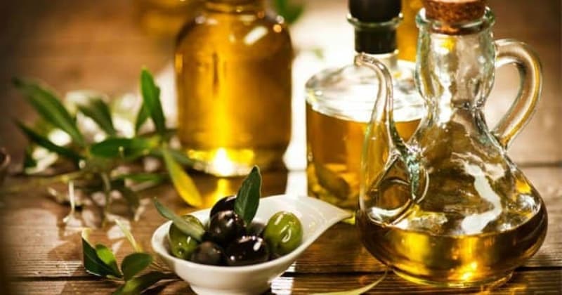 <p class='MsoNormal'><b>ZEYT�NYA�I MUC�ZES�</b></p>