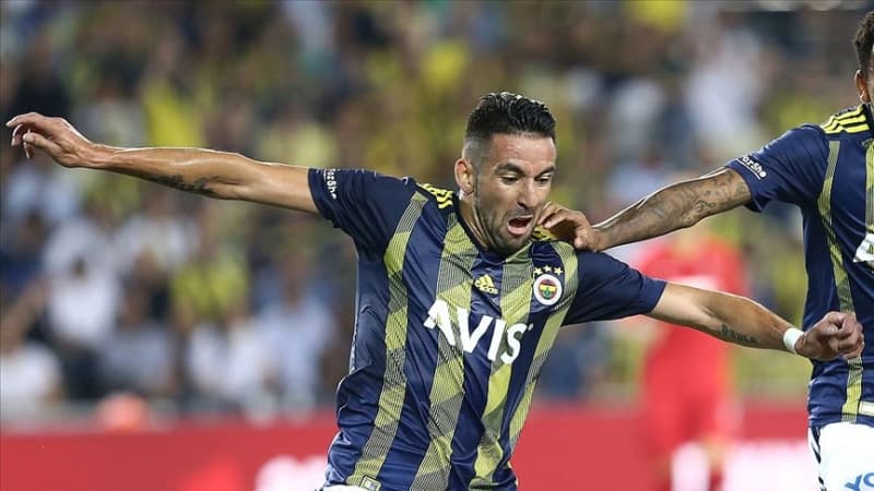 <p>Mauricio Isla</p>