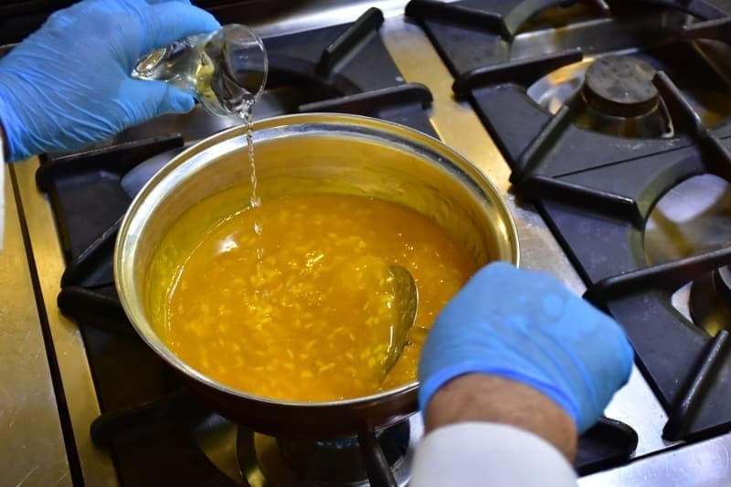 <p>Uzun yllardr Gaziantep'in tatllarndan olan stl zerdenin tescil edilmesinin kendilerini mutlu ettiini aktaran Glten, unlar kaydetti:</p>