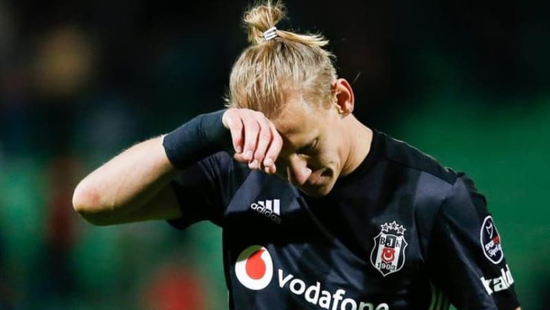<p>Yıllık 3 milyon Euro garanti para aldığı için Vida'nın satılması son iki sezon olduğu gibi bu sezon da çok zor görünüyor. </p>