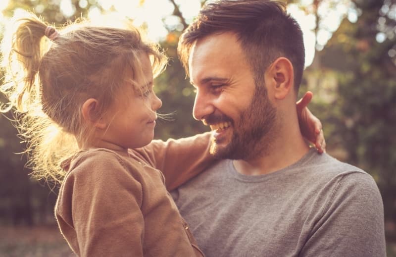 <p>”Cennet mekânın olsun, Peygamberimiz (SAV) komşun cennet ehli yoldaşın, dualarım seninle olsun. Canım babam.”</p>