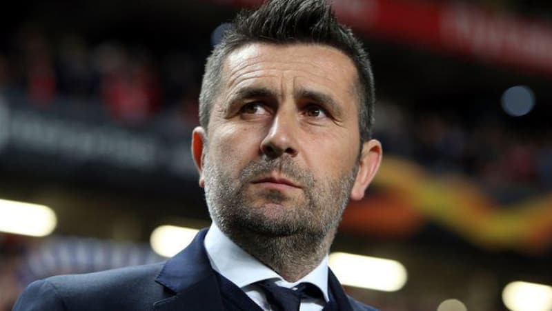 <p>Fenerbahe'de Erol Bulut ile birlikte en gl adaylardan biri de Nenad Bjelica olarak gsteriliyordu.</p>