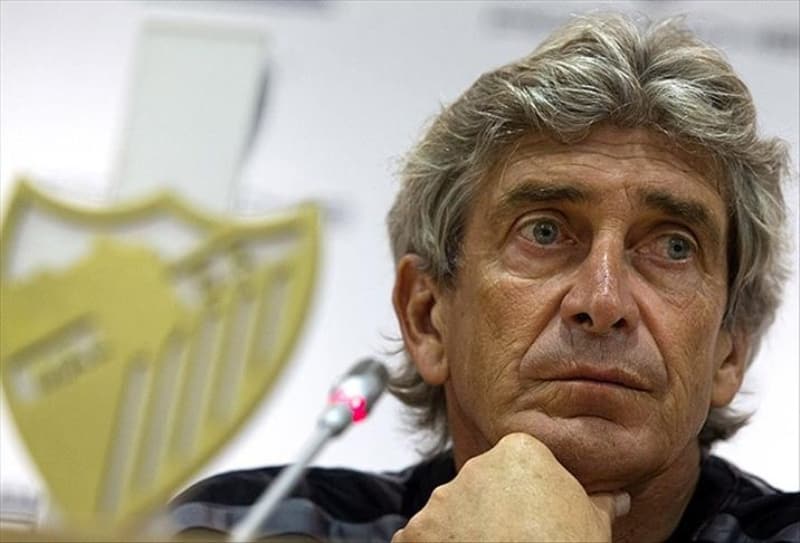 <p>Pellegrini, son alt kulp olan West Ham United'da 4,5 milyon Euro'dan fazla kazanyordu ve <b>Fenerbahe, tecrbeli teknik adama Londra'da kazand cretin sadece yarsn deyebilecek durumda.</b> Son karar Pellegrini verecek. nmzdeki gnlerde konuya ilikin aklamann yaplmas bekleniyor.</p><p><br></p><p>Milliyet</p>