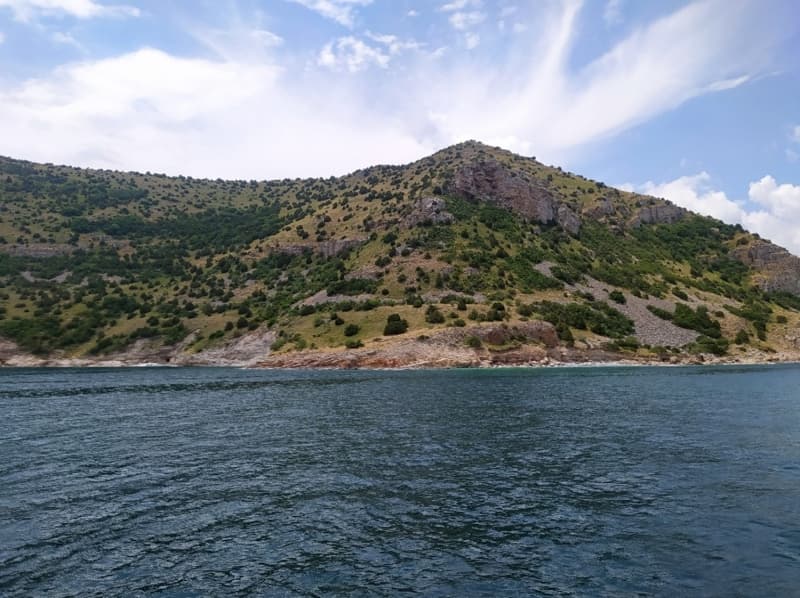 <p><b>'VAN GÖLÜ’NDE YÜZMEDEN KİMSE ÖLMESİN'</b><br></p>