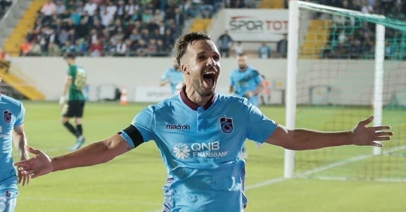 <p>Bordo-mavili kulüpte büyük bir çıkış yakalayan ve şehri de benimseyen <b>Novak ile Trabzonspor arasında yapılan görüşmelerde çok fazla fark kalmadı. </b></p>