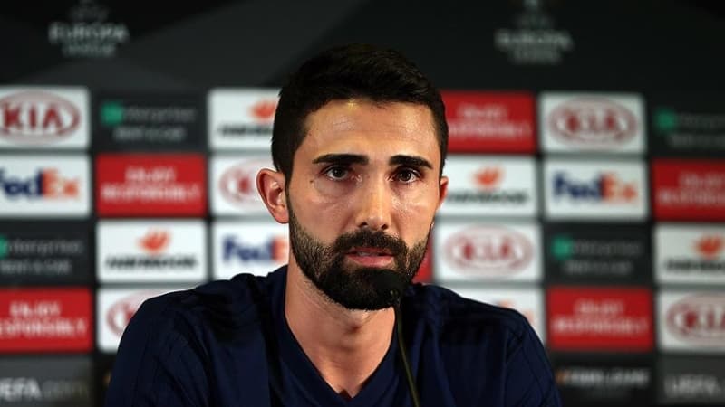 <p>Hasan Ali takımda kalmazsa, Caner Erkin’in yanı sıra bir sol bek daha alınacak.</p><p><br></p><p>Fanatik</p>