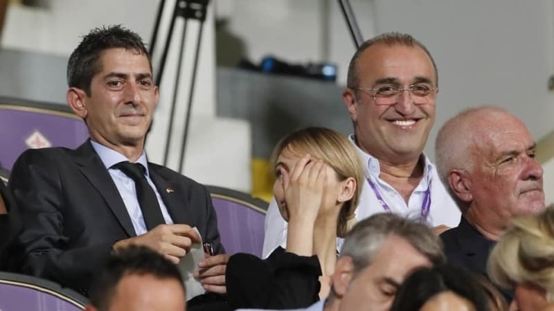 <p>Geen sezon Brezilyal golc Alan'n transferi iin Abdrrahim Albayrak'la birlikte Dubai'ye uan kr Hanedar 'Her ey tamam. Alan bizde' demesine ramen transfer suya dmt.</p>