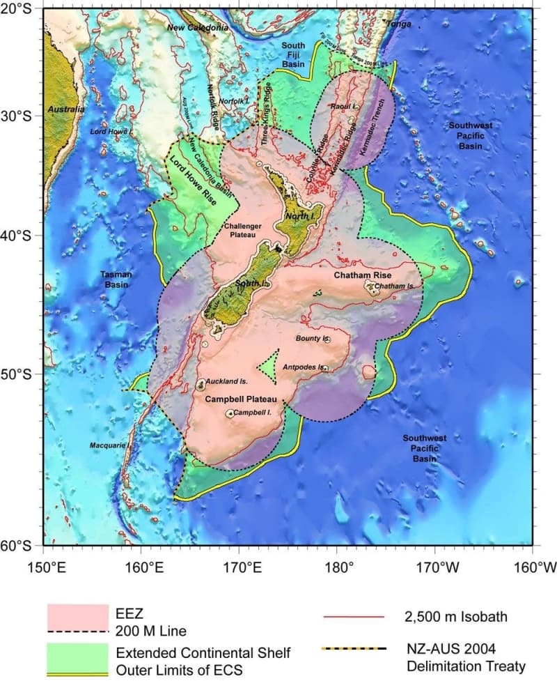 <p class='MsoNormal'>Okyanus tabanındaki yarıklar, kaya türleri ve alanın  sınırlarını inceleyen uzmanlar, fikri ileriye taşıyarak buranın yeni bir kıta  olduğu kanısına varmışlardı. </p>