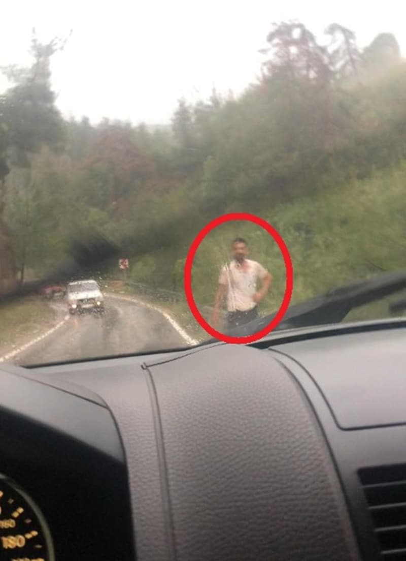 <p><b>SELDE YİTİRDİĞİ YAKINLARI İÇİN YARDIM İSTEDİĞİ GÖRÜNTÜLER ORTAYA ÇIKTI</b></p>