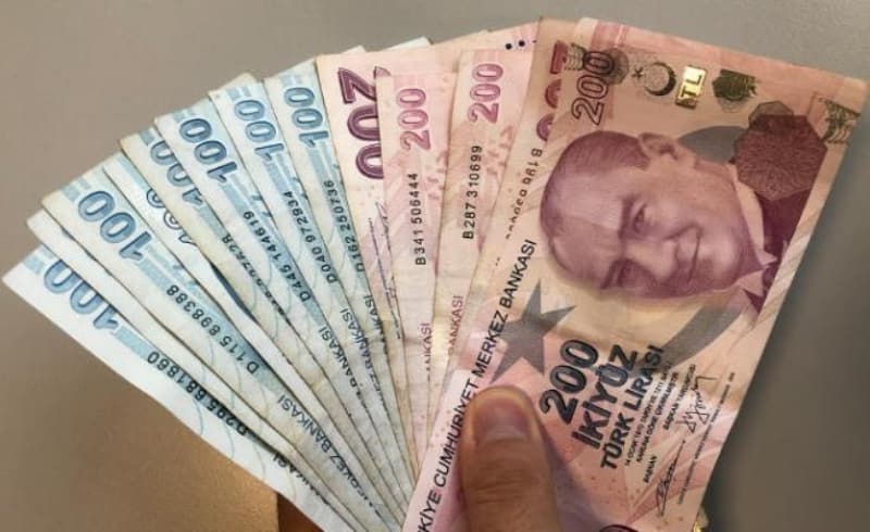 <p>Esnek �al��ma da kapsamda olacak. Bu konuda da 25 ya� alt� ve 50 ya� �st� i�in kolayl�k sa�lanmas� planlan�yor.</p>